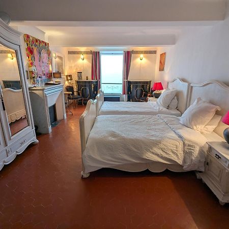 Les Chapeliers Bed & Breakfast Claviers Екстериор снимка