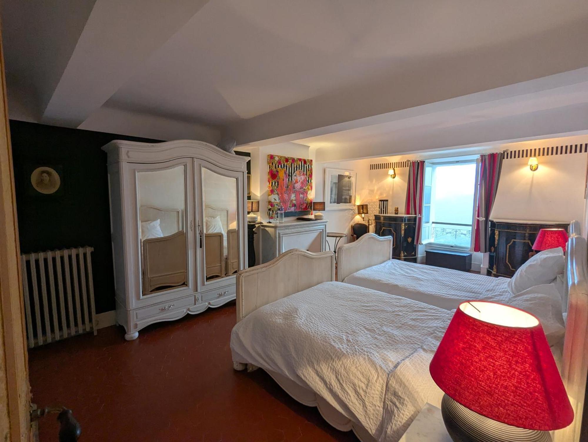 Les Chapeliers Bed & Breakfast Claviers Екстериор снимка
